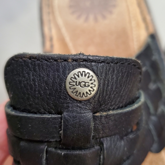UGG Women's JENAYA Black Woven Leather Thong Sandals Size 9 - Picture 5 of 10